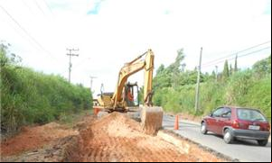 Obras na Estrada Velha de Itu