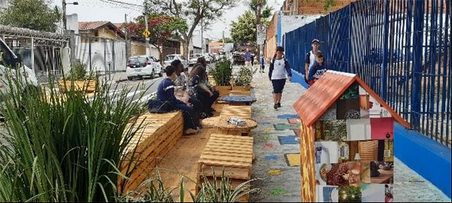 Parklet frente a escola em Campinas-SP: segurança