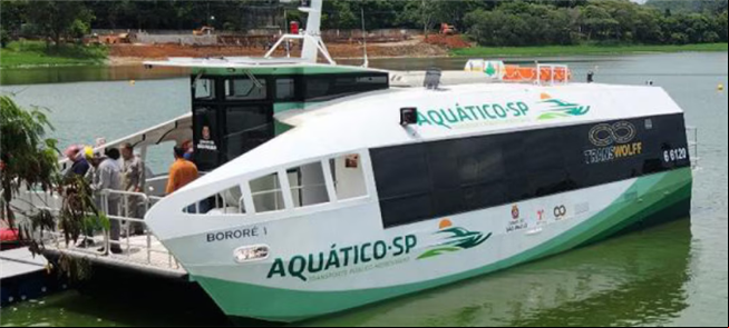 Teste com barco há alguns meses na represa Billing